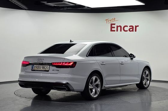 Audi A4 40 TFSI Premium — пробег 83 465 км — фото 2 из 5