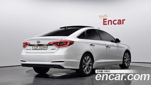 Hyundai Sonata 1.7 Diesel Smart Special — пробег 133 108 км — фото 2 из 5