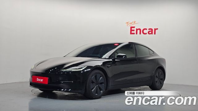 Tesla Model 3 RWD — пробег 23 705 км — фото 1 из 5