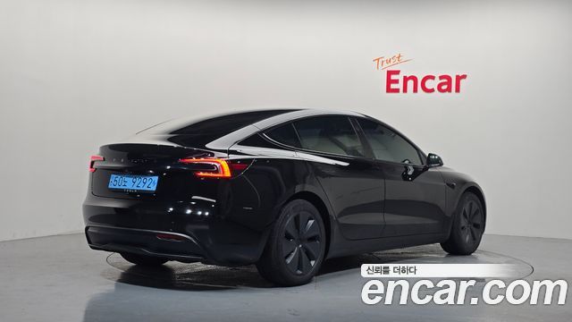 Tesla Model 3 RWD — пробег 23 705 км — фото 2 из 5
