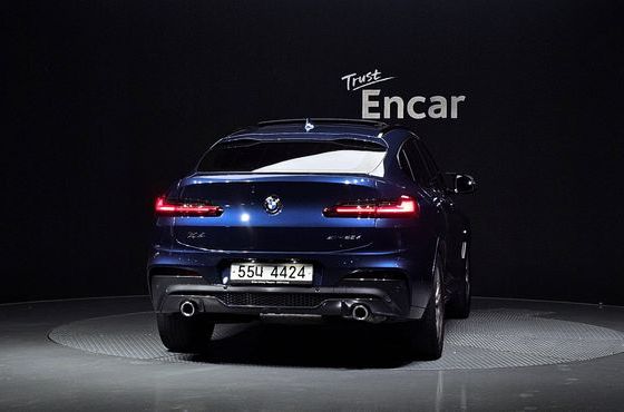 BMW X4 xDrive20d M Sport — пробег 85 509 км — фото 4 из 5
