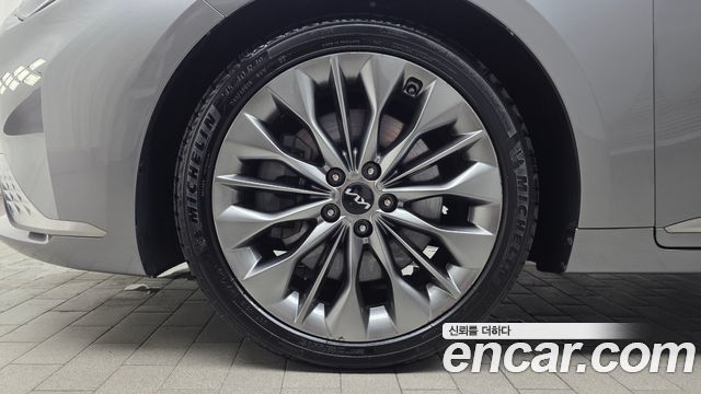 Kia K8 из Кореи Encar