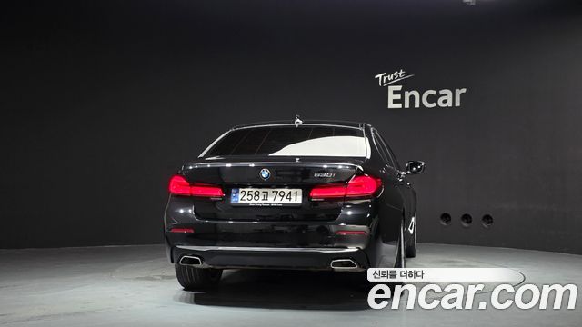 BMW 5-Series из Кореи Encar
