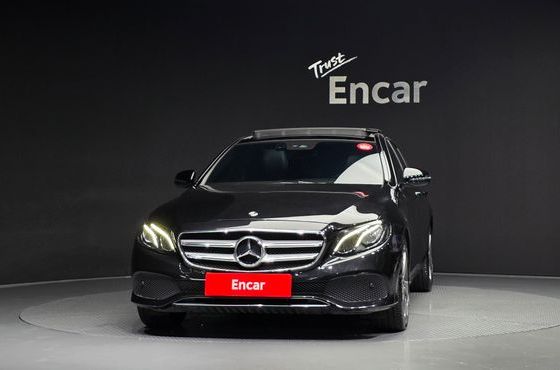 Mercedes-Benz E-Class E300 Avantgarde — пробег 104 268 км — фото 3 из 5