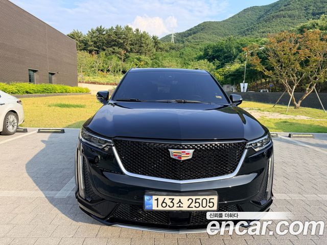 Cadillac XT6 3.6 Sport — пробег 50 700 км — фото 3 из 5