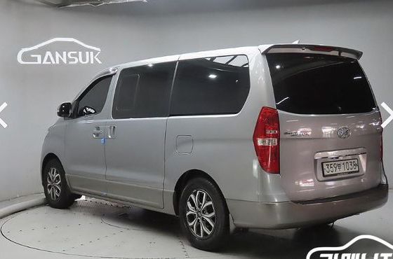 Hyundai Starex Urban 9-Seater Premium Spicial — пробег 52 000 км — фото 2 из 5