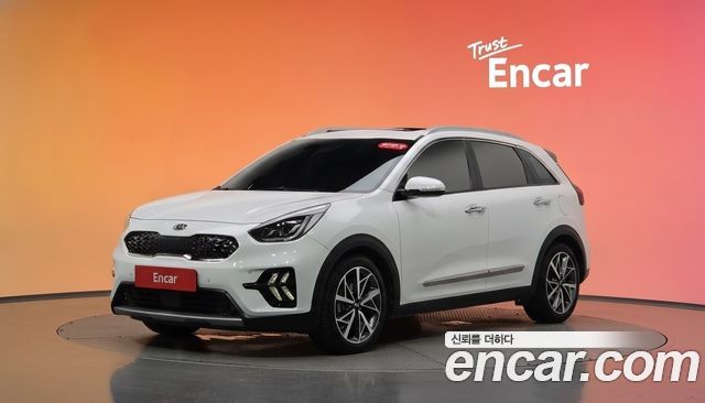 Kia Niro 1.6 HEV Noblesse Special — пробег 85 820 км — фото 1 из 5