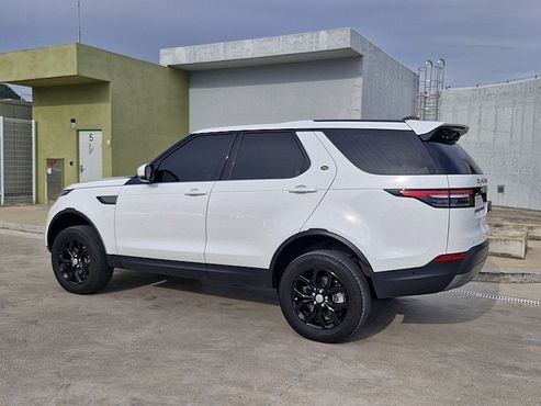 Land Rover Discovery 2.0 SD4 SE — пробег 68 031 км — фото 4 из 5