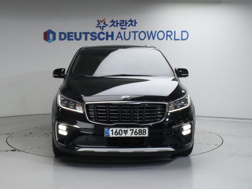 Kia Carnival 9-Seater Noblesse Special — пробег 93 221 км — фото 3 из 5