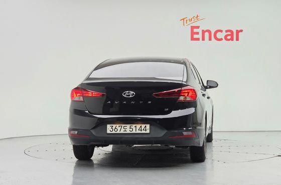Hyundai AVANTE 1.6 Style — пробег 105 693 км — фото 4 из 5
