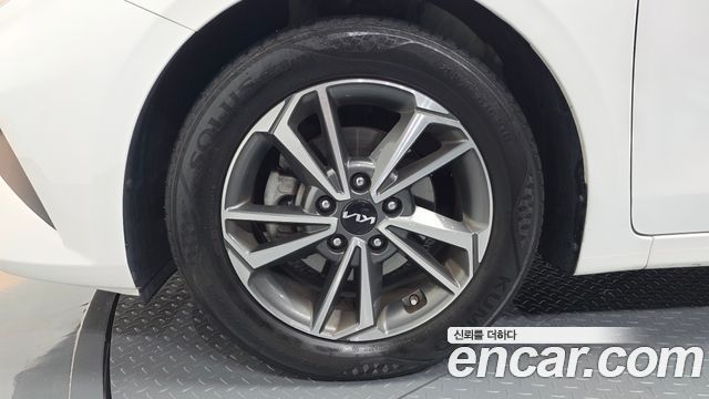 Kia K3 из Кореи Encar