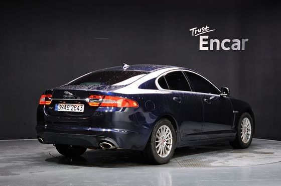 Jaguar XF 2.0 Luxury X250 — пробег 112 235 км — фото 2 из 5