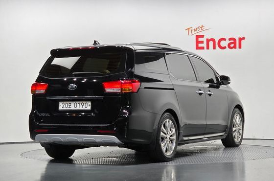 Kia Carnival 9-seater Noblesse — пробег 96 888 км — фото 2 из 5