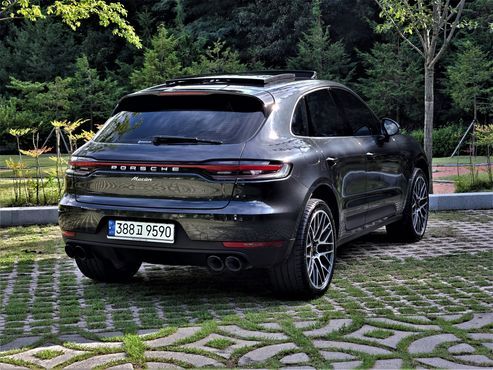 Porsche Macan 2.0 95B — пробег 22 800 км — фото 2 из 5