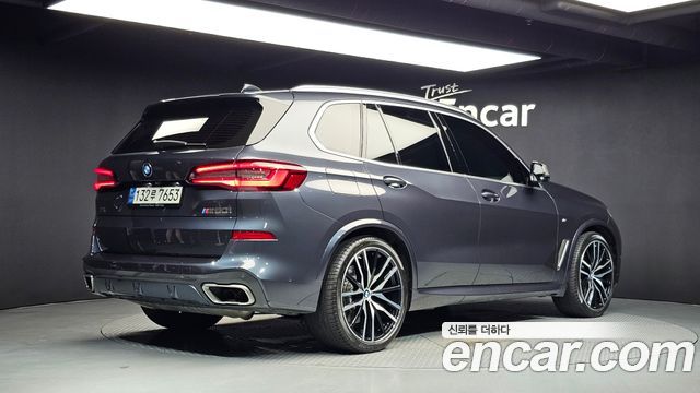BMW X5 M50i — пробег 47 541 км — фото 2 из 5
