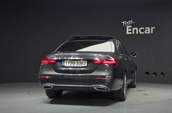 Mercedes-Benz E-Class E450 4MATIC Exclusive — пробег 31 404 км — фото 4 из 5