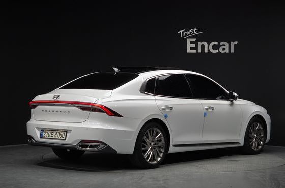 Hyundai Grandeur 3.3 Calligraphy — пробег 25 050 км — фото 2 из 5