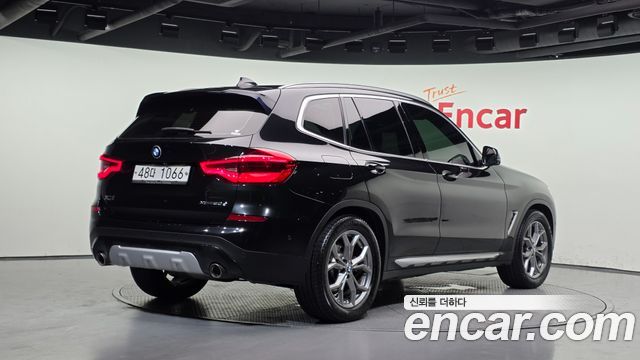 BMW X3 xDrive 20d — пробег 175 953 км — фото 2 из 5