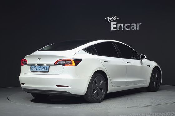 Tesla Model 3 Long Range AWD — пробег 32 722 км — фото 2 из 5