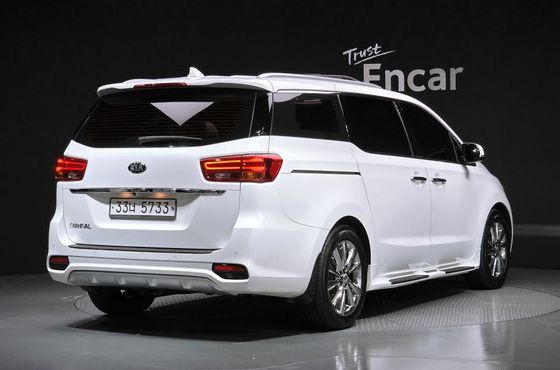 Kia Carnival 9-Seater Noblesse Special — пробег 134 329 км — фото 2 из 5