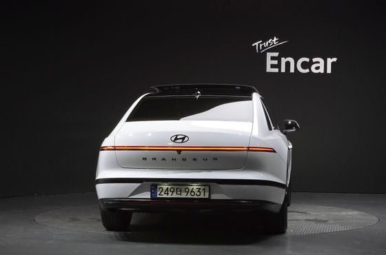 Hyundai Grandeur Calligraphy — пробег 22 330 км — фото 4 из 5