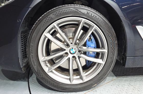 BMW 5-Series 530i xDrive M Sport Package Plus — пробег 68 080 км — фото 5 из 5