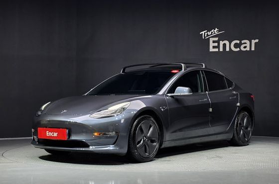 Tesla Model 3 Standard Range Plue RWD — пробег 84 885 км — фото 1 из 5