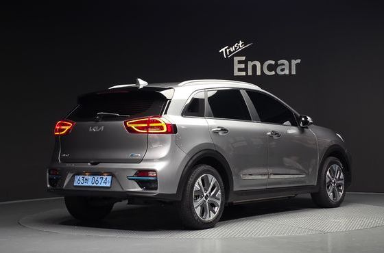 Kia Niro Noblesse — пробег 59 414 км — фото 2 из 5
