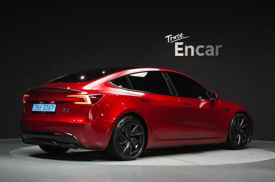 Tesla Model 3 Performance AWD — пробег 28 958 км — фото 2 из 5