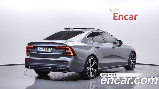 Volvo S60 из Кореи Encar