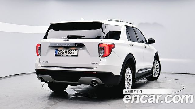 Ford Explorer 2.3 LimIted 4WD — пробег 46 879 км — фото 2 из 5