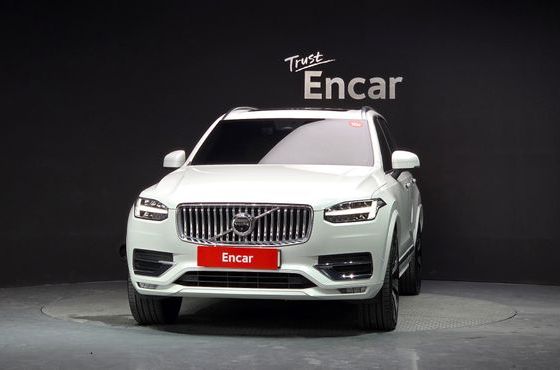 Volvo XC90 T8 Ultimate Bright Hybrid — пробег 115 104 км — фото 3 из 5