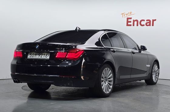 BMW 7-Series 730d xDrive — пробег 147 304 км — фото 2 из 5