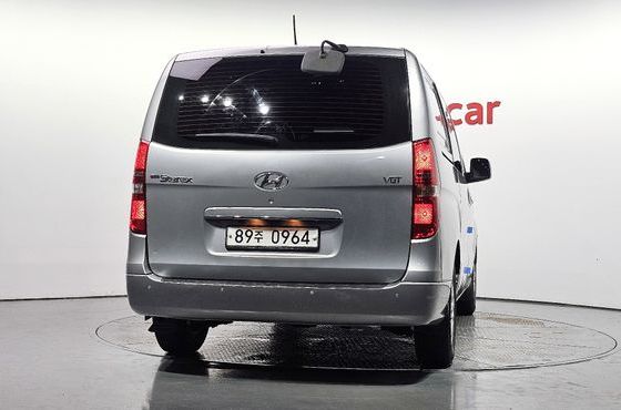 Hyundai Starex 5-Seater VAN Smart — пробег 245 519 км — фото 4 из 5