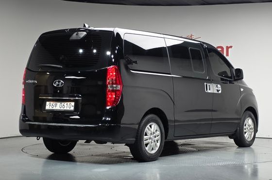 Hyundai Starex Van 5-Seater Modern — пробег 89 877 км — фото 2 из 5