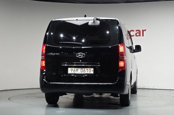 Hyundai Starex Van 5-Seater Modern — пробег 89 877 км — фото 4 из 5