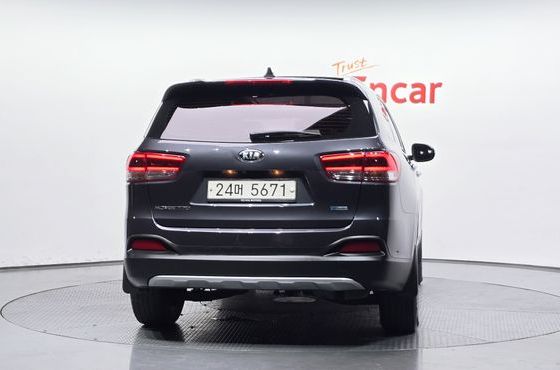 Kia Sorento Diesel 2.2 2WD Noblesse Special — пробег 188 922 км — фото 4 из 5