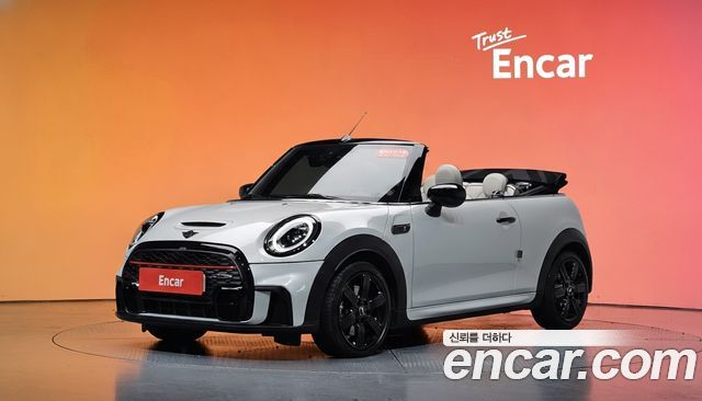 Mini Cooper Convertible Classic Third Generation — пробег 10 398 км — фото 1 из 5