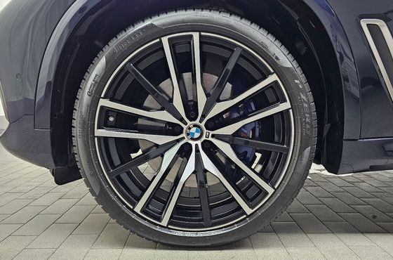 BMW X5 M50i — пробег 156 207 км — фото 5 из 5