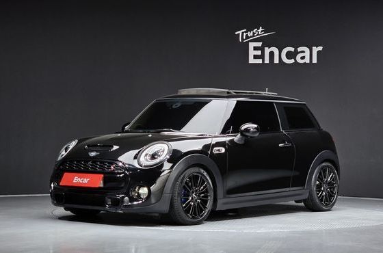 Mini Cooper Standard Third Generation — пробег 101 843 км — фото 1 из 5
