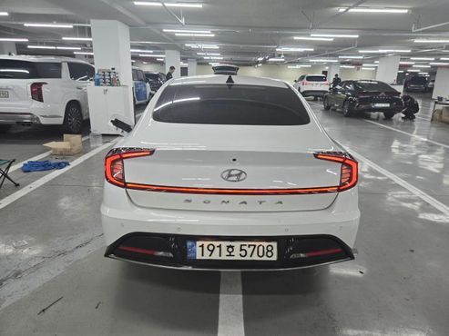 Hyundai Sonata 2.0 Premium Plus — пробег 106 091 км — фото 4 из 5