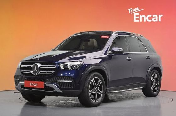 Mercedes-Benz GLE-Class GLE350e 4MATIC — пробег 29 365 км — фото 1 из 5