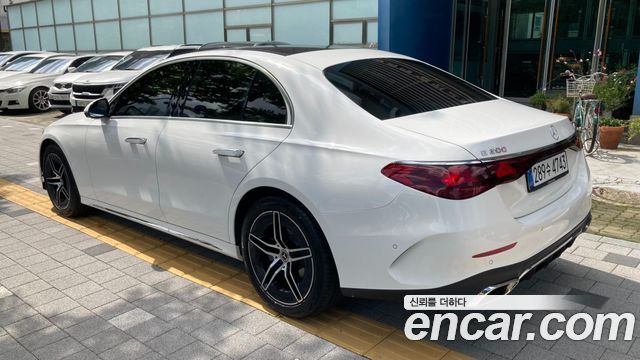 Mercedes-Benz E-Class E200 AMG Line — пробег 600 км — фото 5 из 5