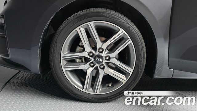 Kia K3 из Кореи Encar