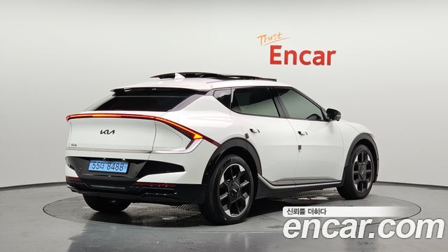Kia EV6 из Кореи Encar