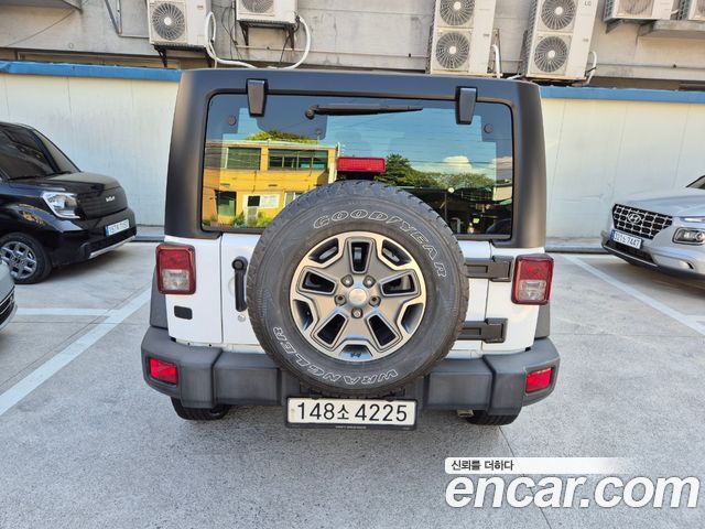 Jeep Wrangler 3.6 Rubicon 4Door — пробег 168 300 км — фото 3 из 5