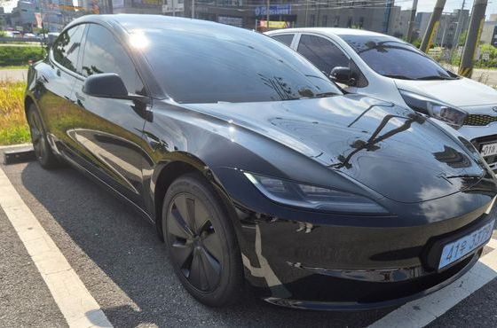 Tesla Model 3 Premium Long Range RWD — пробег 750 км — фото 2 из 5