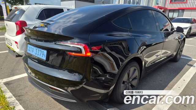 Tesla Model 3 Premium Long Range RWD — пробег 750 км — фото 5 из 5