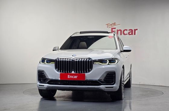BMW X7 xDrive 40i Design Pure Excellence 6-Seater — пробег 110 225 км — фото 3 из 5