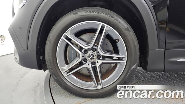 Mercedes-Benz GLB-Class из Кореи Encar
